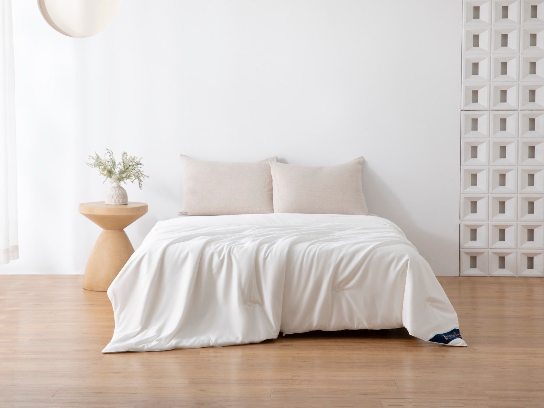 Mulberry silk, edited for calmer rest.